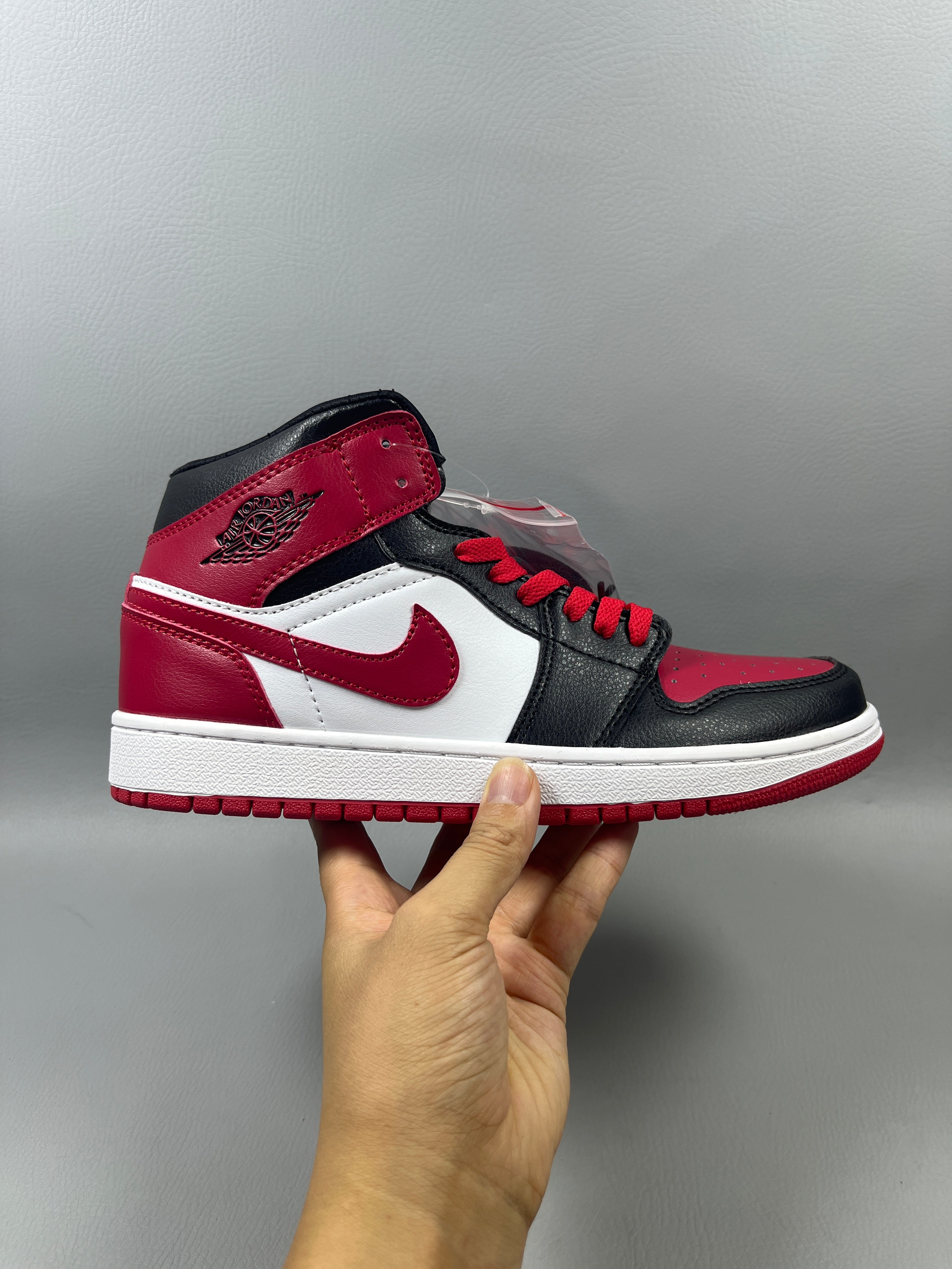 Air Jordan 1 "Burgundy/White"