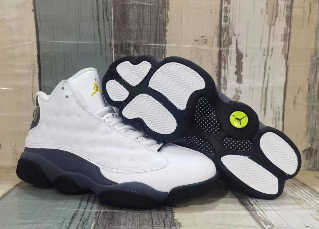 Air Jordan 13 "White Grey"