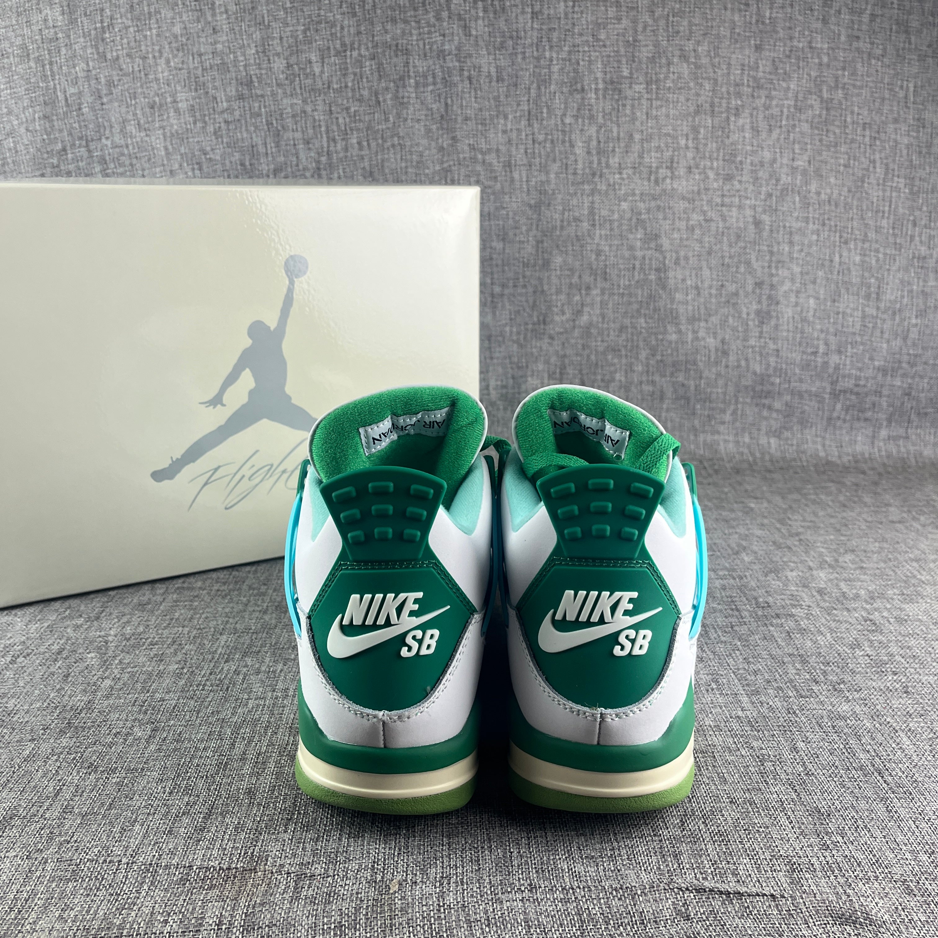 Air Jordan 4 Lake Green | Unisex