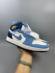 Air Jordan 1 "University Blue