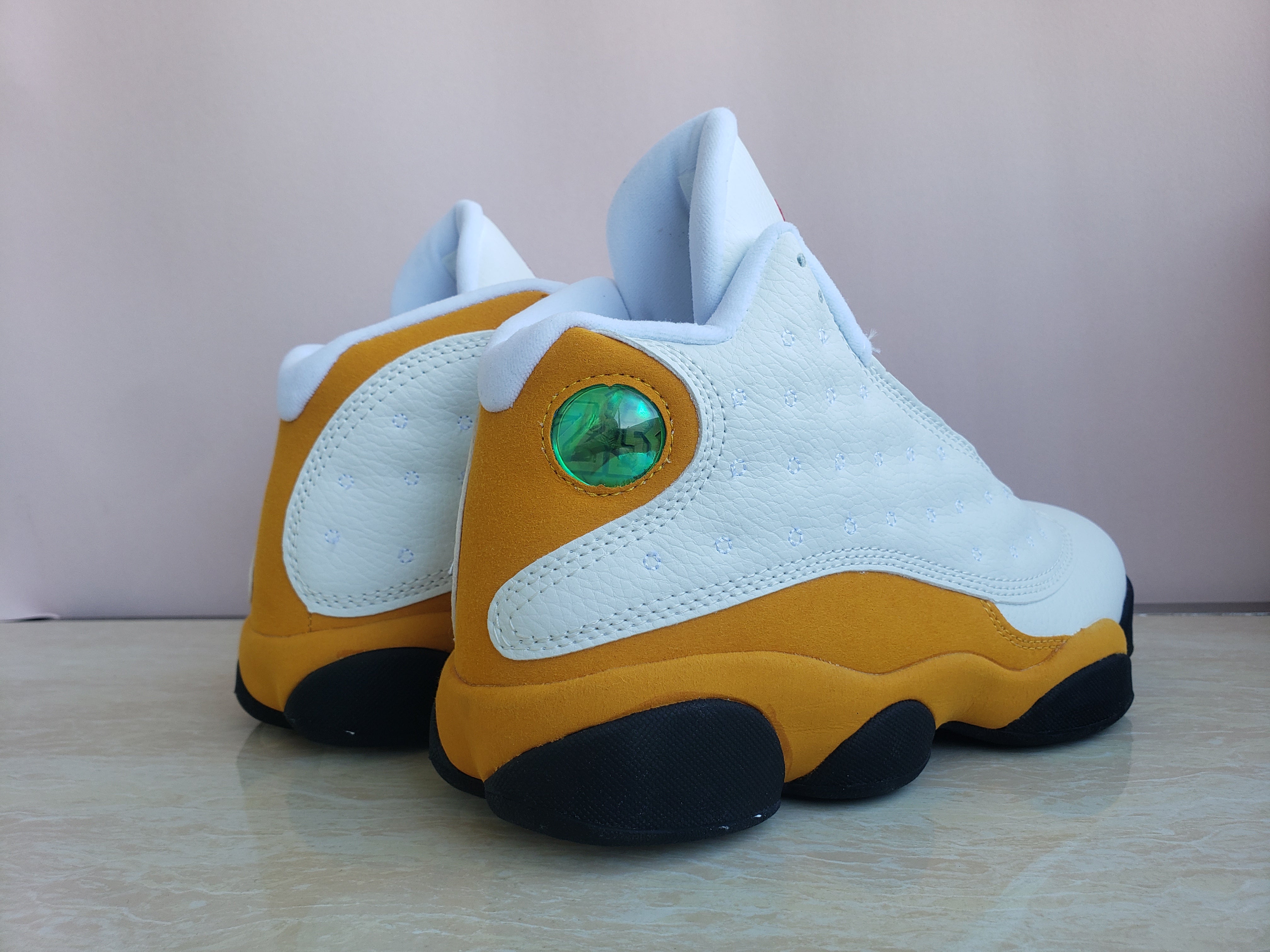 Air Jordan 13 "White Red"