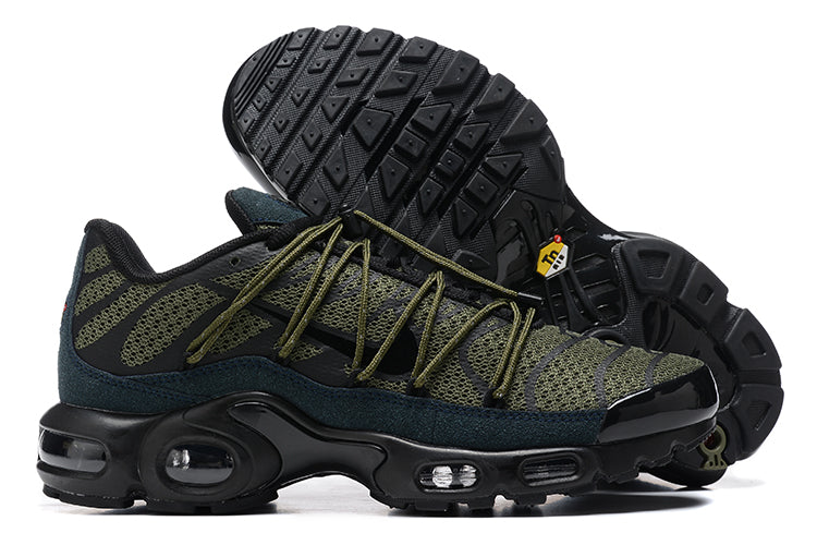 Nike Air Max Plus FJ4232-200