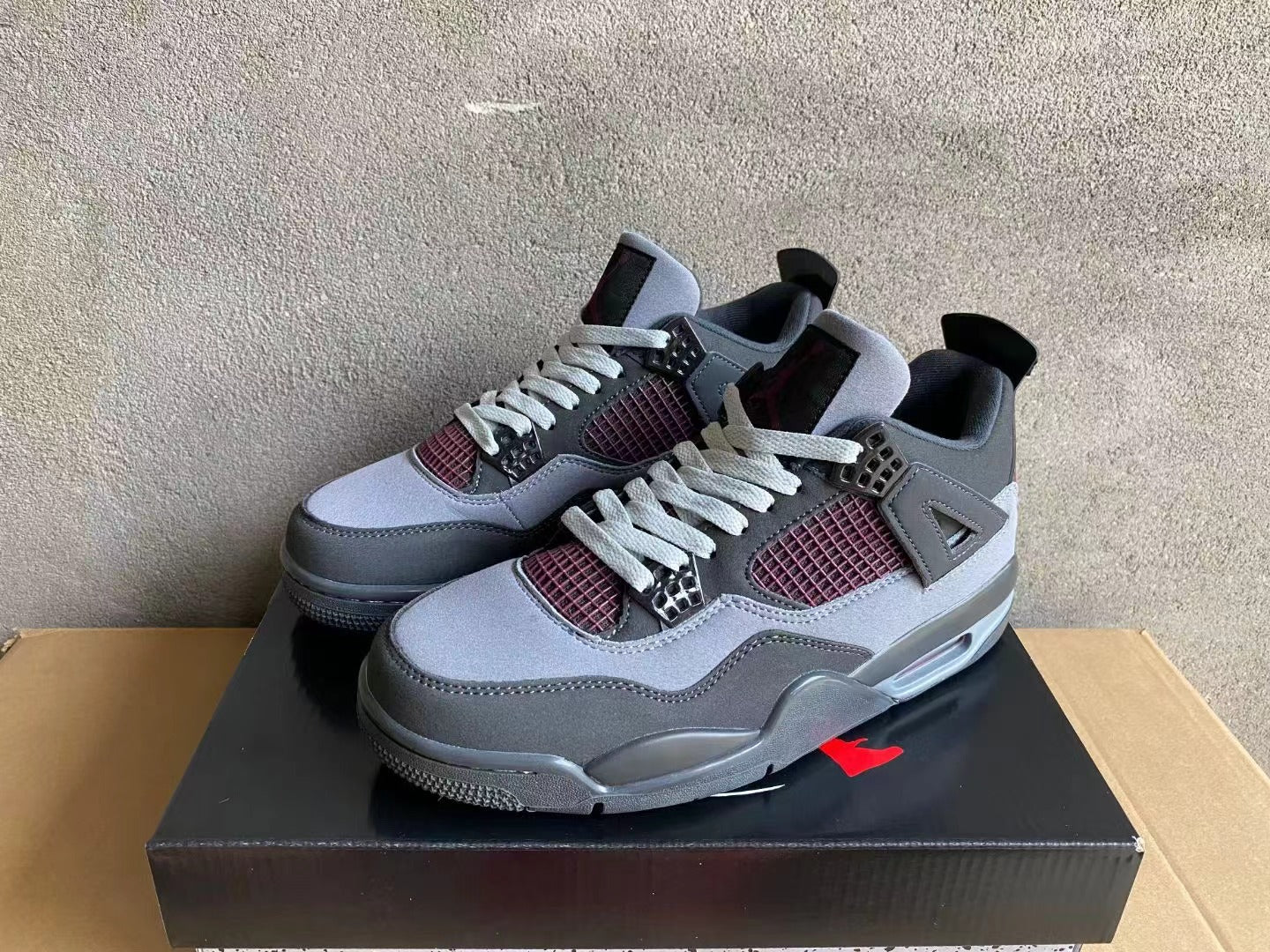 Air Jordan 4 Grey/Black/Pink | Unisex