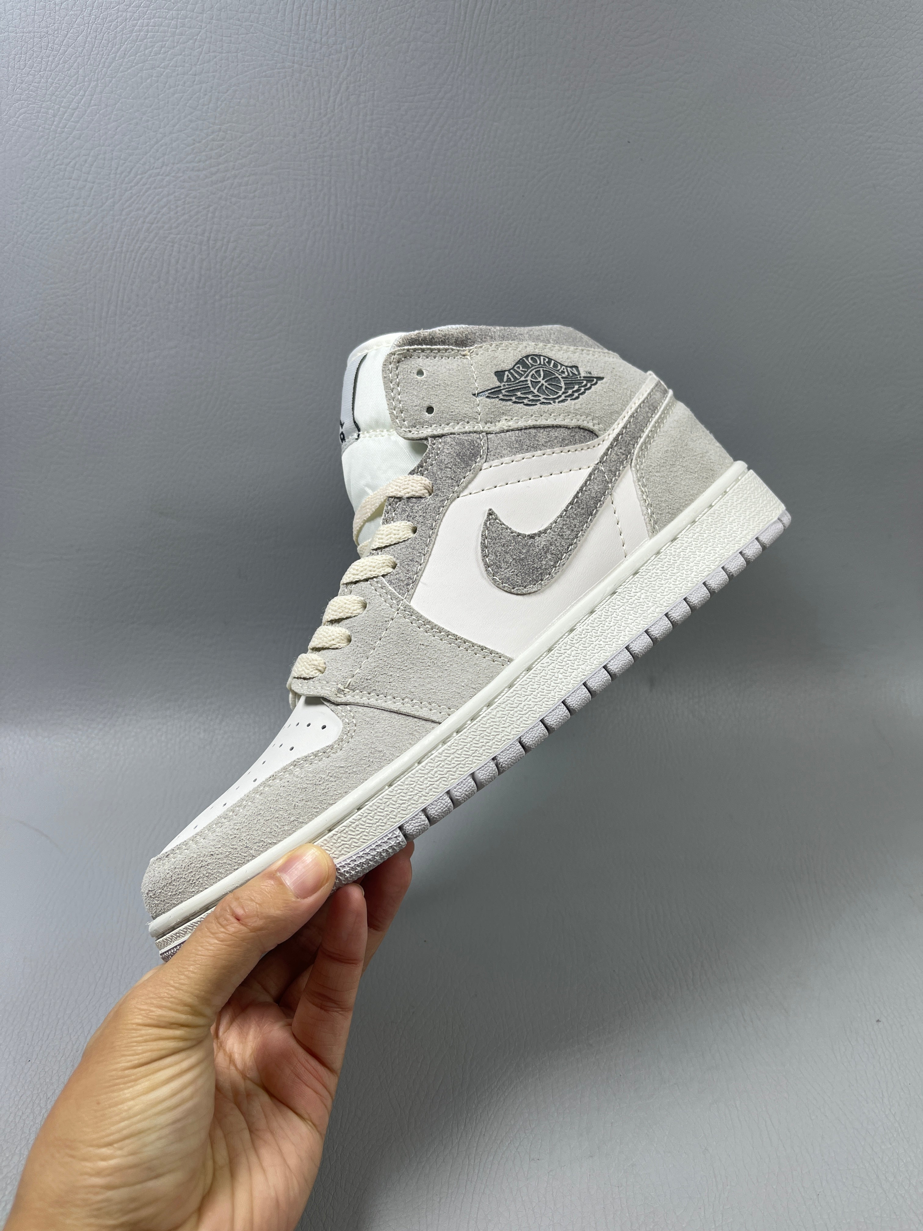 Air Jordan 1 "New Colorway"