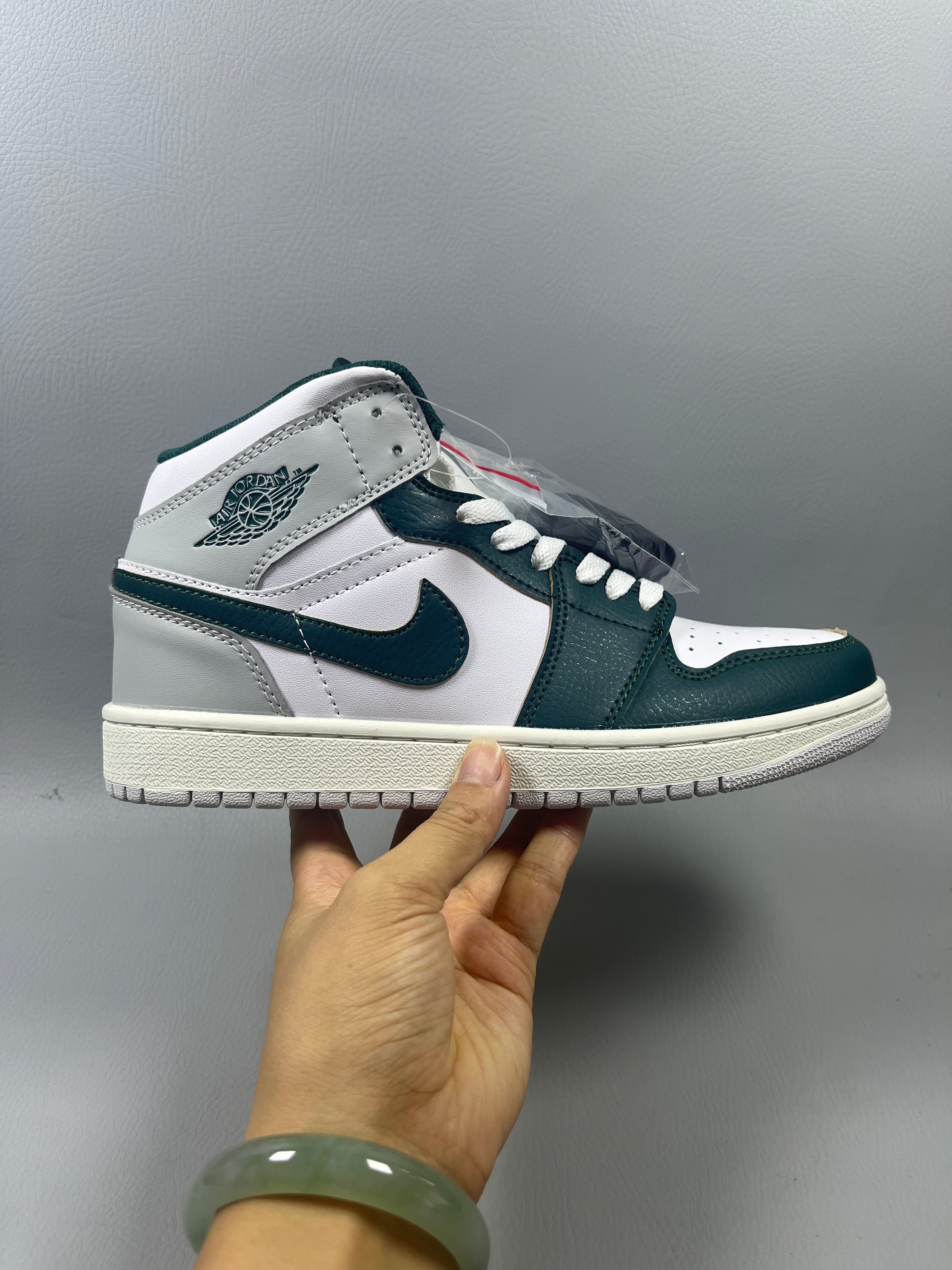 Air Jordan 1 "Teal/Green/Grey"