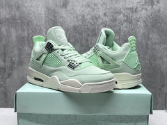 Air Jordan 4 Retro – Mint Green Edition