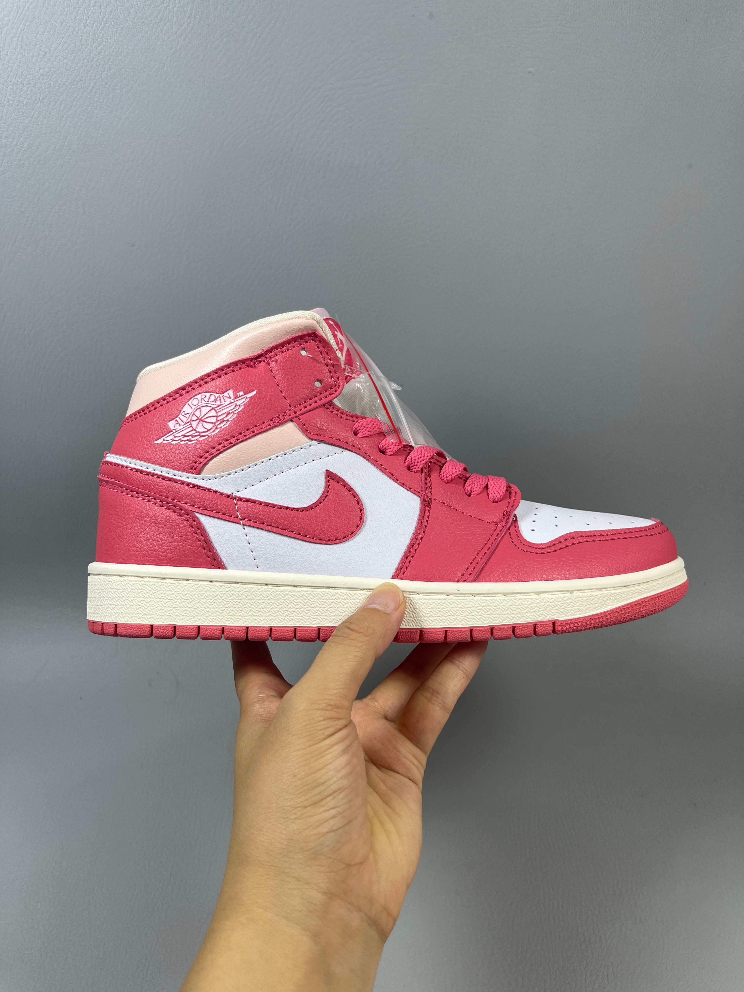 Air Jordan 1 "Watermelon Red"