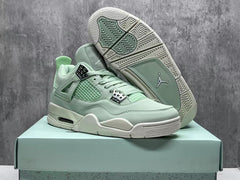 Air Jordan 4 Retro – Mint Green Edition