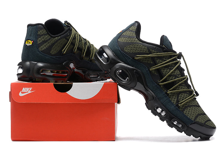 Nike Air Max Plus – Vibrant and Performance-Ready