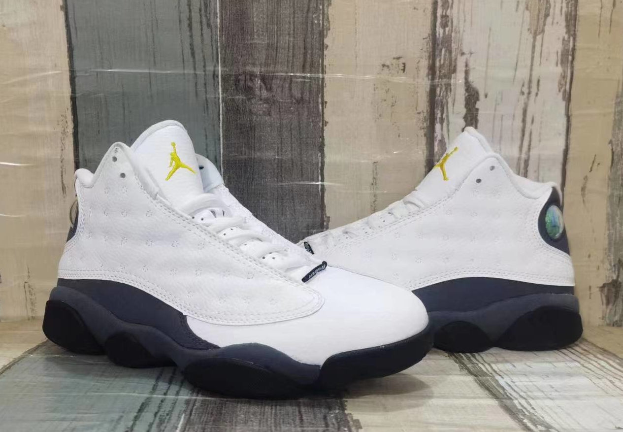 Air Jordan 13 "White Grey"