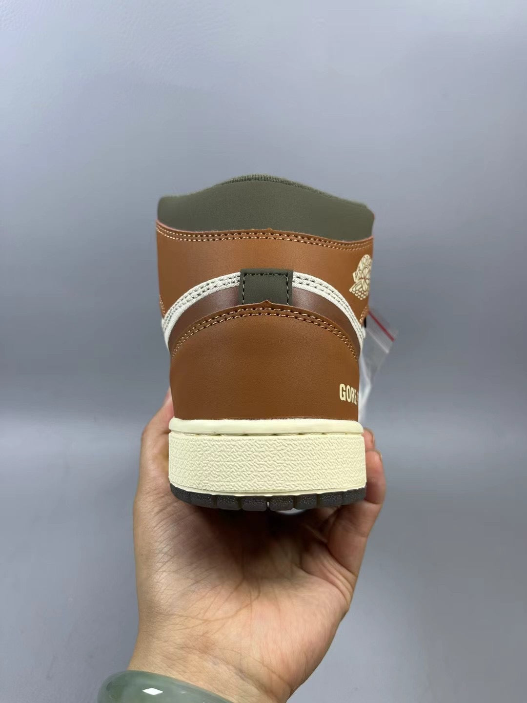 Air Jordan 1 "Waterproof Brown/Green"