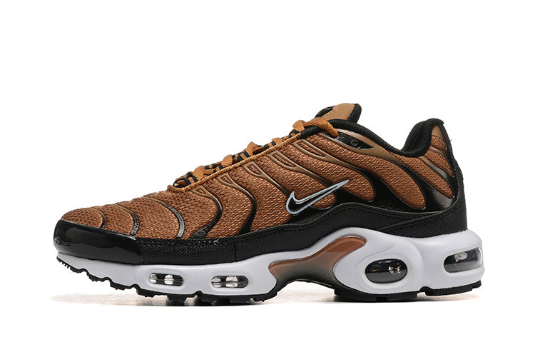 Nike Air Max Plus “Icons” DX4326-001