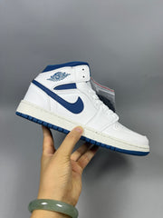 Air Jordan 1 "White/Blue"